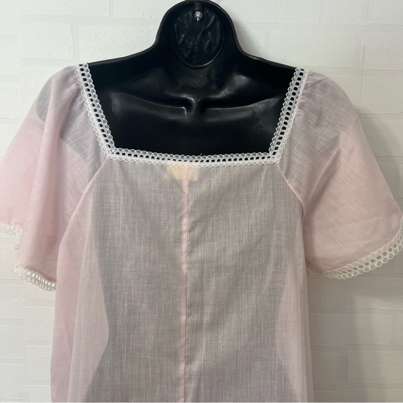 Vintage Monique Elegant Pink Lace-Trimmed Long Romantic Cottagecore Nightgown M - Picture 5 of 10